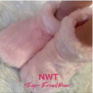 Cozy [Victoria's Secret] Faux Fur NWT Fuzzy Pink Slippers + Booties | Large 9-10